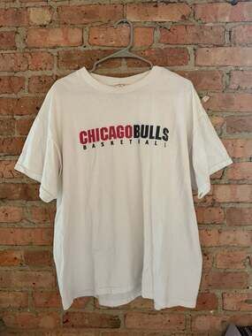 Vintage 90s Chicago Bulls Miller Lite Basketball Promo T-Shirt XL